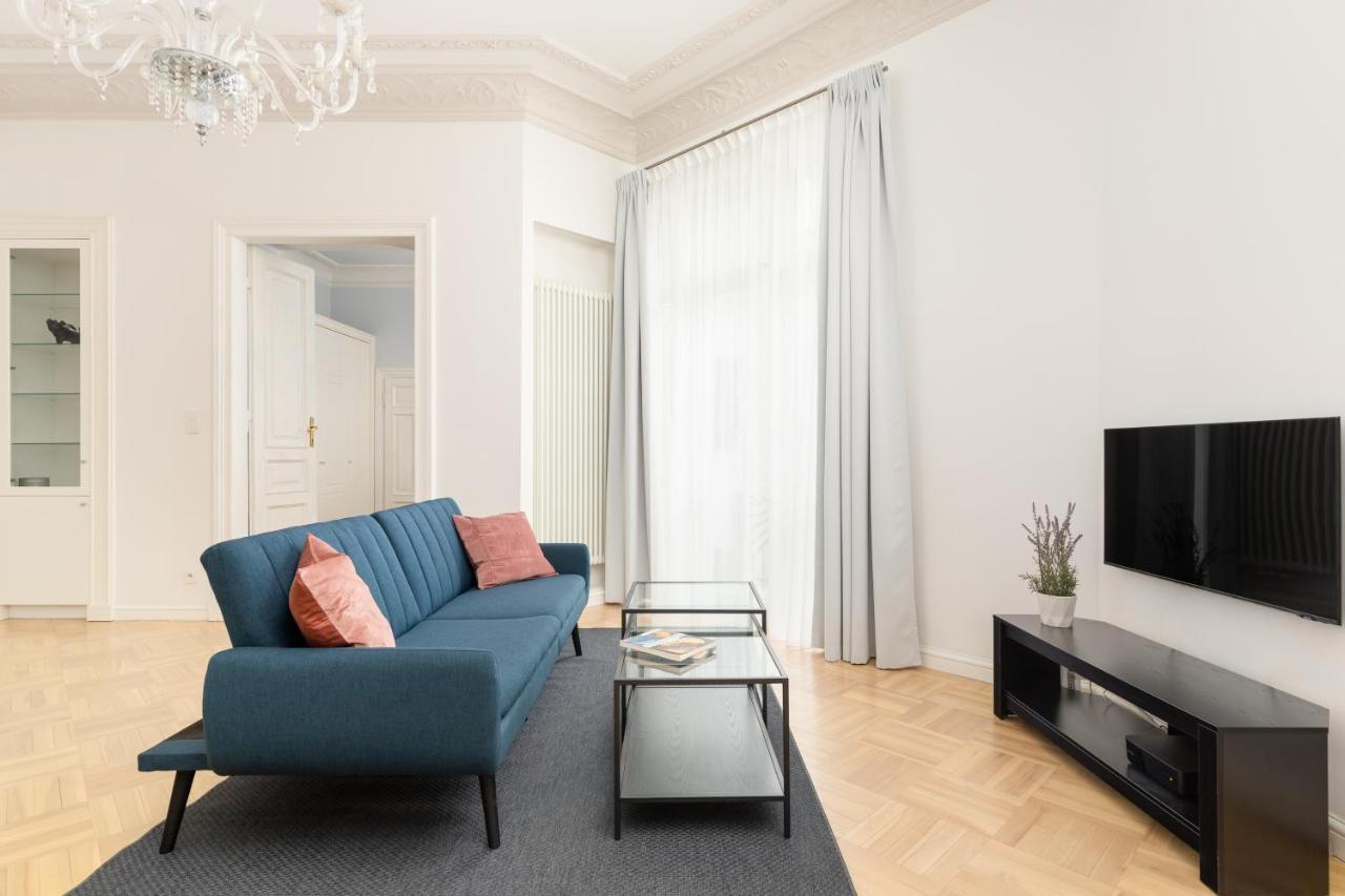 Marszalkowska 58 - Classy Two Bedroom Apartment With Balcony By Noclegi Renters ワルシャワ エクステリア 写真